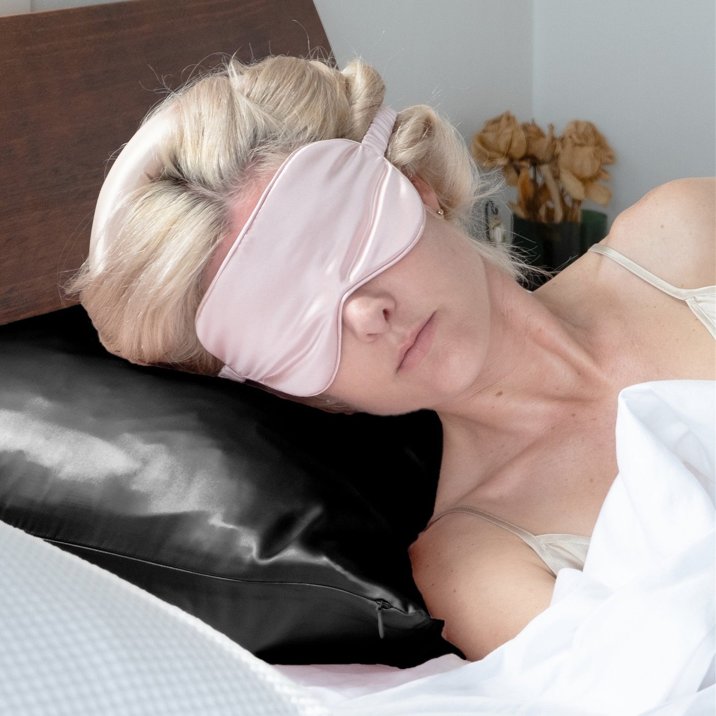 Black Silk Pillowcase - King - Zip Closure - Lovesilk.co.nz