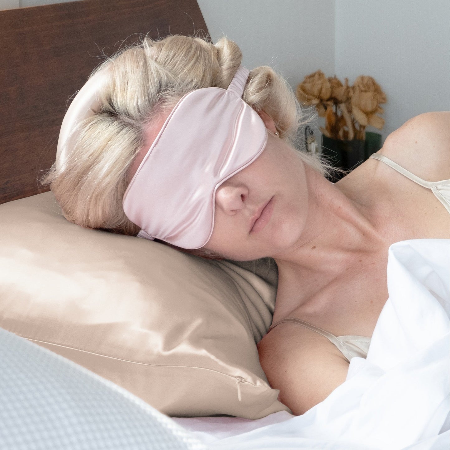 Champagne Silk Pillowcase- NZ Standard Size - Zip Closure - Lovesilk.co.nz