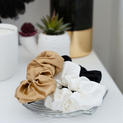 Silk Scrunchies - White - Lovesilk.co.nz