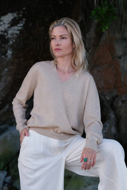 Everyday Luxe Cashmere V-Neck Sweater - Beige